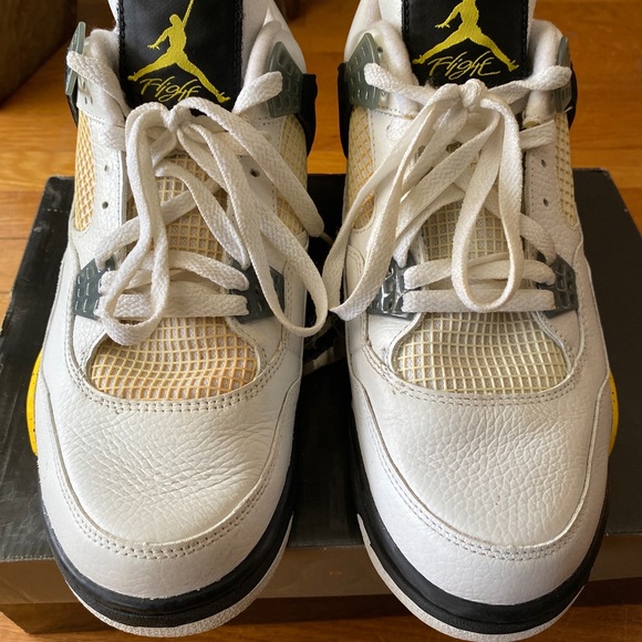 {Sold} Air Jordan 4 Retro, Tour Yellow - Picture 3 of 12